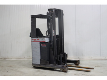 NISSAN Schubmaststapler