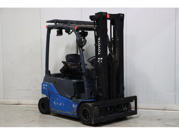 TOYOTA Elektrostapler