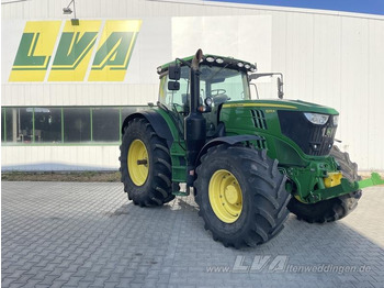 JOHN DEERE 6215R Traktor