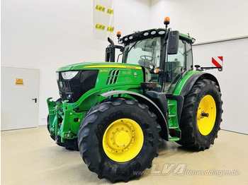 JOHN DEERE 6215R Traktor