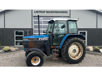 NEW HOLLAND Traktor