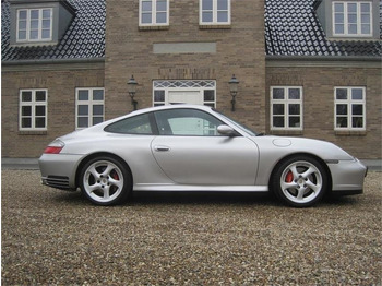 PKW Porsche 911 4S 4wd: das Bild 3
