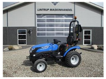 SOLIS 26 Traktor