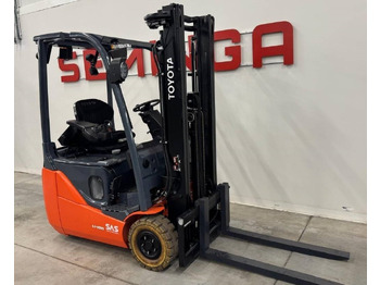 TOYOTA Elektrostapler