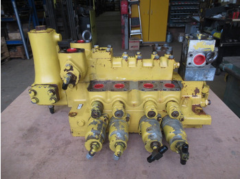 KOMATSU Hydraulik ventil