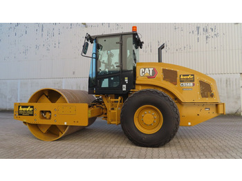 Walzenzug Caterpillar CS 56 B: das Bild 5