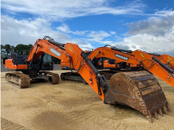 DOOSAN DX300LC Kettenbagger