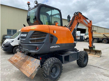 Mobilbagger Doosan DX57W: das Bild 3
