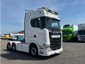 SCANIA S 580 Sattelzugmaschine