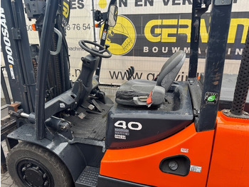 Dieselstapler Doosan D 40 SC-7: das Bild 3