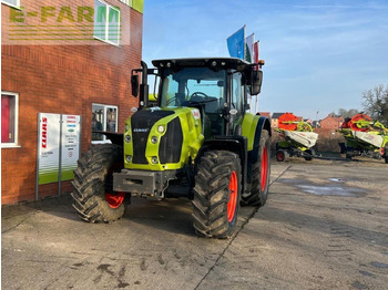 CLAAS Arion 630 Traktor