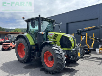 CLAAS Arion 530 Traktor