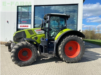 CLAAS Axion 810 Traktor