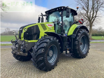 CLAAS Axion 830 Traktor