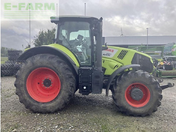 CLAAS Axion 830 Traktor
