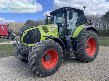CLAAS Axion 870 Traktor