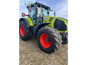 CLAAS Axion 870 Traktor