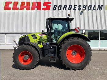 CLAAS Axion 870 Traktor
