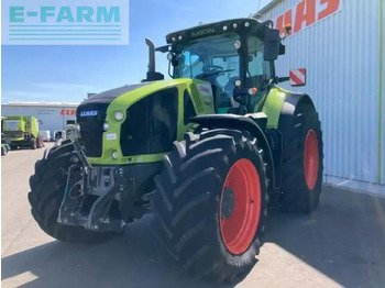 CLAAS Axion 950 Traktor