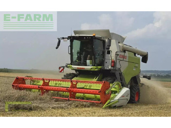 CLAAS Mähdrescher