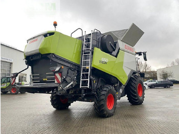 Mähdrescher CLAAS trion 650 mit vario 770: das Bild 2