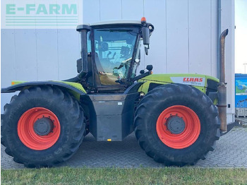 CLAAS Xerion 3800 Traktor