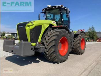 CLAAS Xerion 5000 Traktor