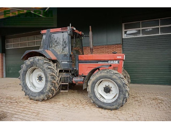 CASE IH 1255XL Traktor