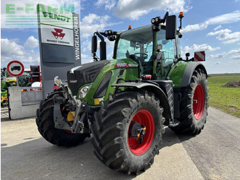 FENDT 724 Vario Traktor