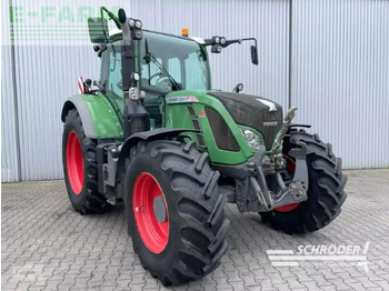FENDT 724 Vario Traktor