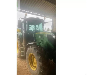 JOHN DEERE 6110M Traktor