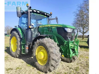 JOHN DEERE 6135R Traktor