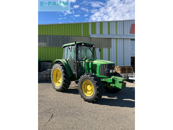 JOHN DEERE 6320 Traktor