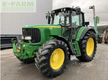 JOHN DEERE 6920 Traktor