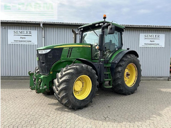 JOHN DEERE 7230R Traktor