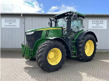 JOHN DEERE 7250R Traktor