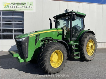 JOHN DEERE 8335R Traktor