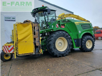 JOHN DEERE 8600 Feldhäcksler