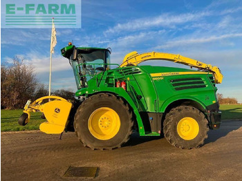 JOHN DEERE 8600 Feldhäcksler