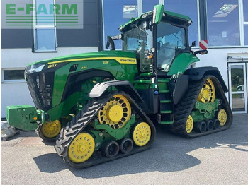 JOHN DEERE Traktor