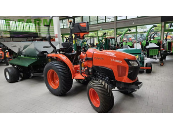 KUBOTA Traktor