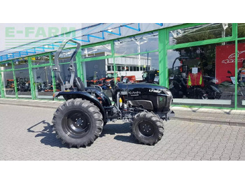 Traktor Kubota l1-382 hydrostat-sonderfarbe: das Bild 2 Traktor Kubota l1-382 hydrostat-sonderfarbe: das Bild 2