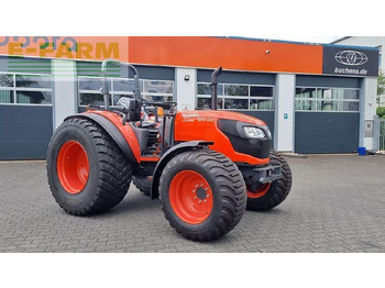 KUBOTA Traktor