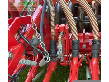 Säkombination Kverneland ng-h 301 und da 3 meter: das Bild 5 Säkombination Kverneland ng-h 301 und da 3 meter: das Bild 5