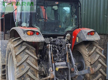 Traktor Massey Ferguson 5711 DYNA 4: das Bild 2