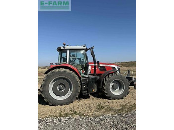 MASSEY FERGUSON Traktor