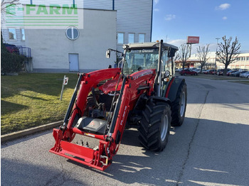 MASSEY FERGUSON Traktor