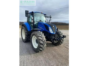 NEW HOLLAND T5 Traktor