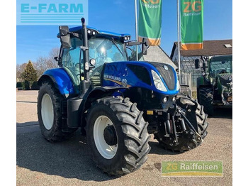 NEW HOLLAND T7 Traktor