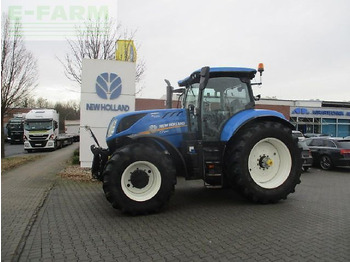 NEW HOLLAND T7.230 Traktor